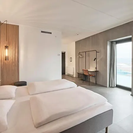 ホテル Four Points Flex By Sheraton 3*